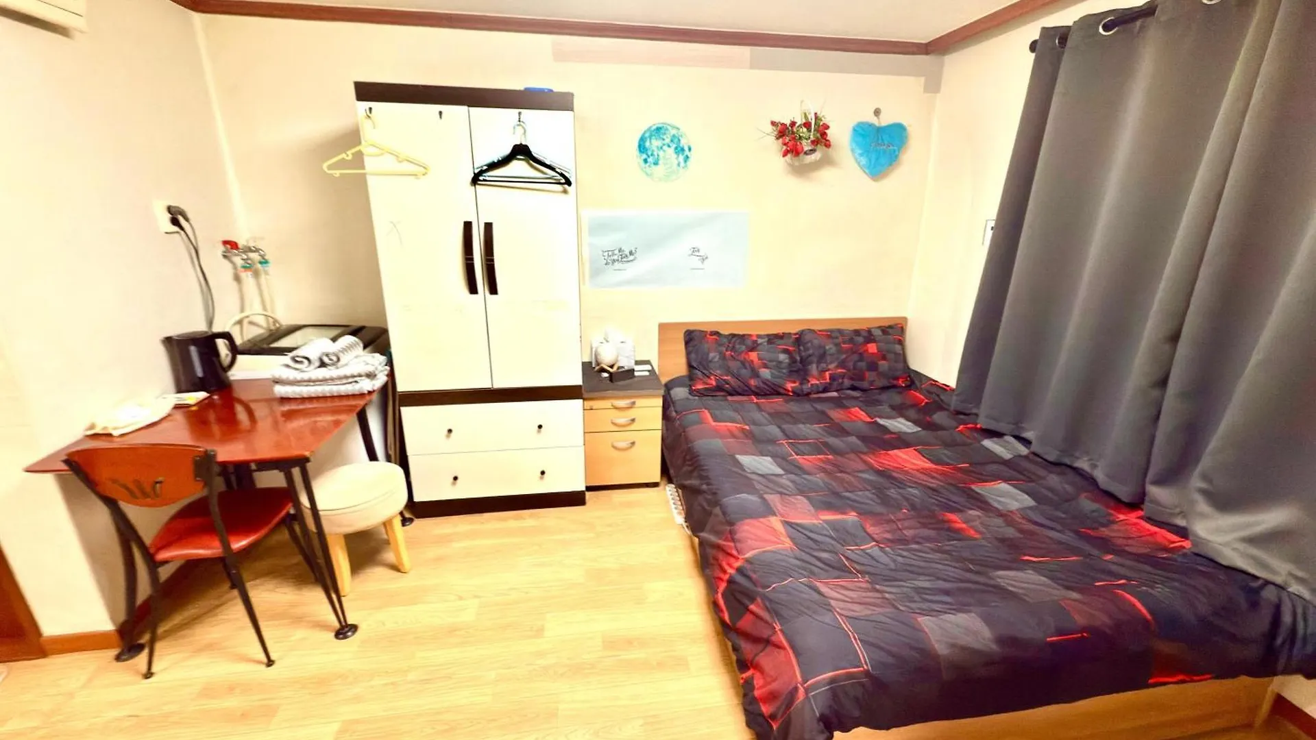 アパート Spacious Studio Apt ソウル特別市